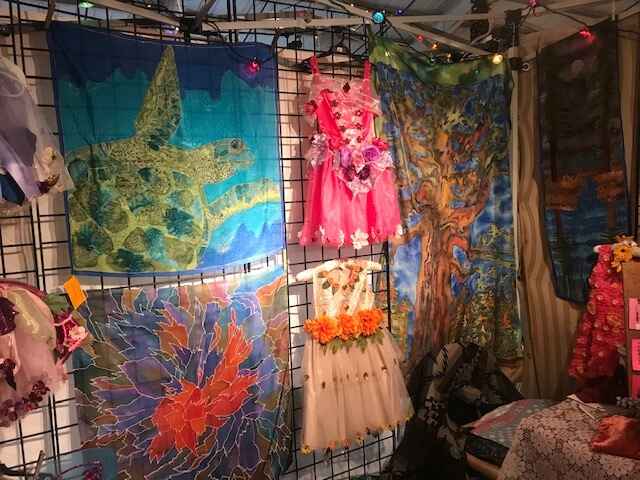 Smiling Oyster Silk Works