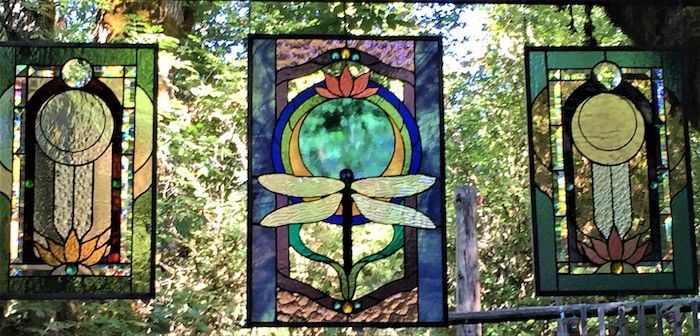 Lampa Mountain Stained Glass