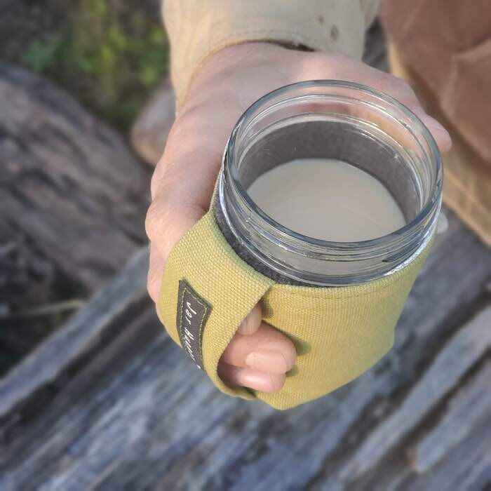 Jar Hugger