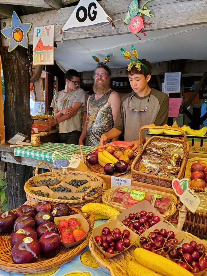 Organic Fruit Cooperative